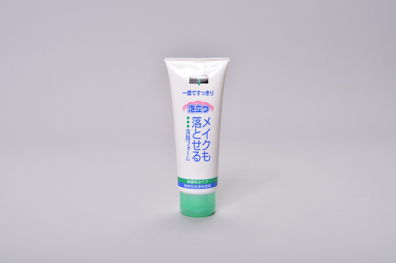 メイクも落とせる洗顔フォーム