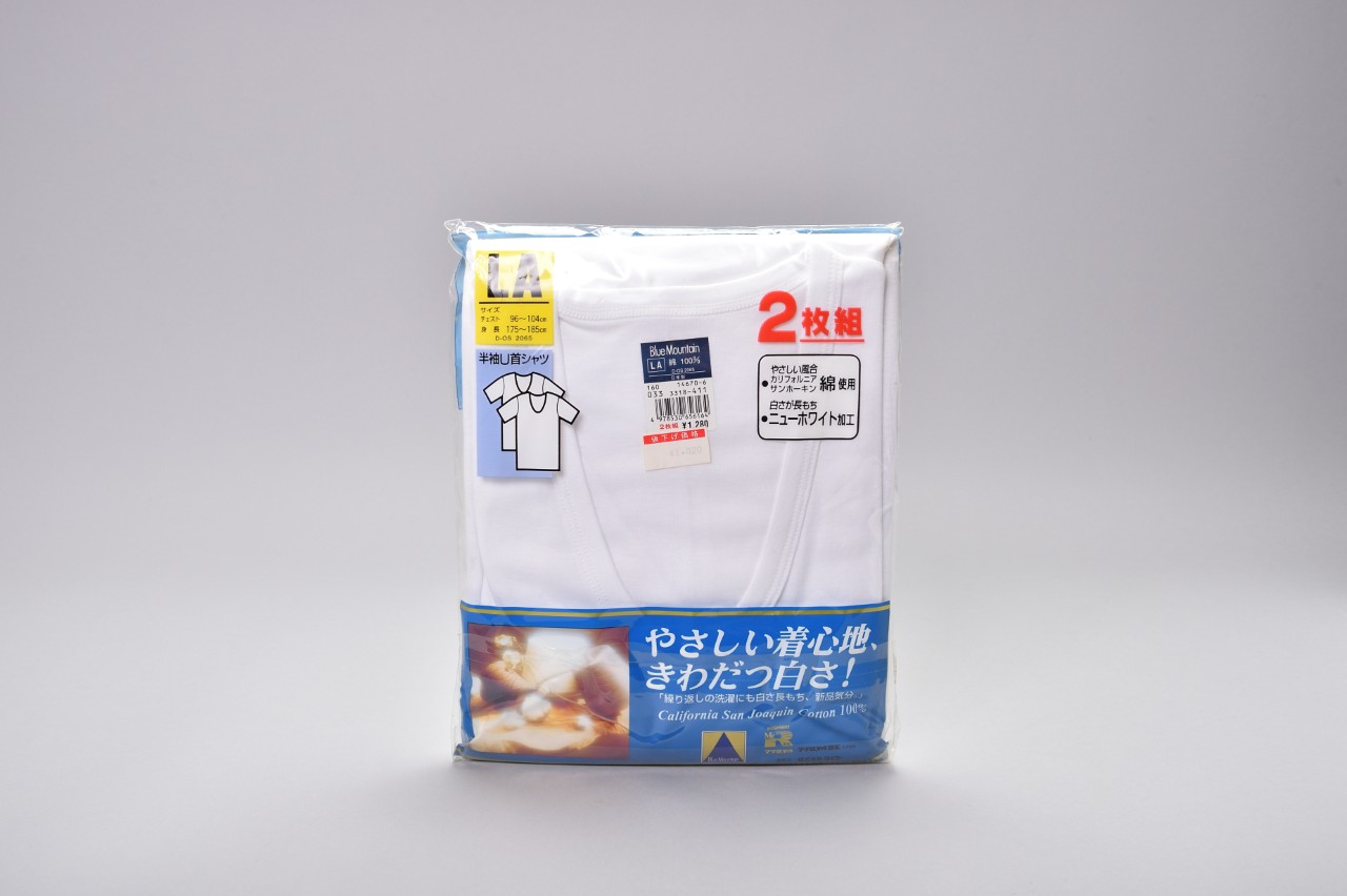 やさしい着心地きわだつ白さ半袖U首シャツ
